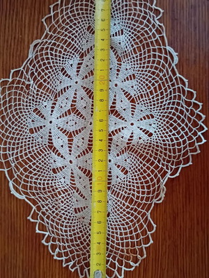 Салфетка на 1 кука употребявана, фино тънко плетиво