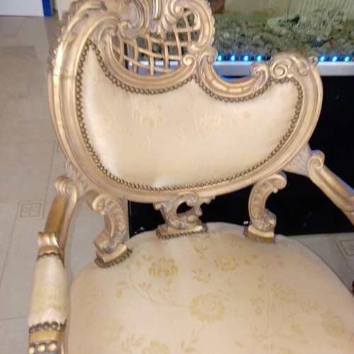 Κλασικό χειροποίητο σαλόνι σε στυλ Louis XV σαν καινούργιο