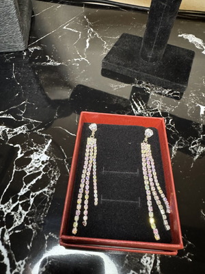 Dangling silver earrings