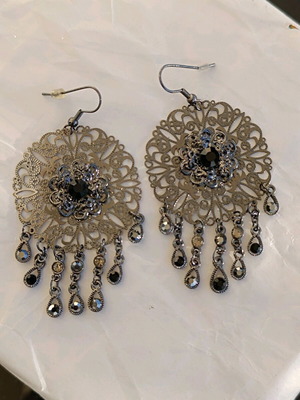 Alchemy dangling earrings new from Naya piu