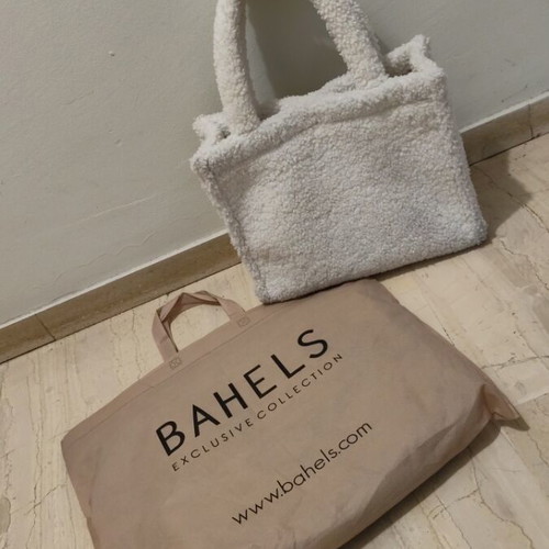 Teddy plush shoulder bag new, white