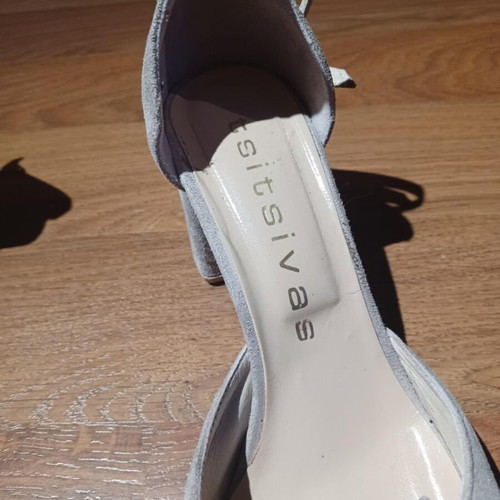 Tsitsivas handmade leather pumps like new, gray and gold