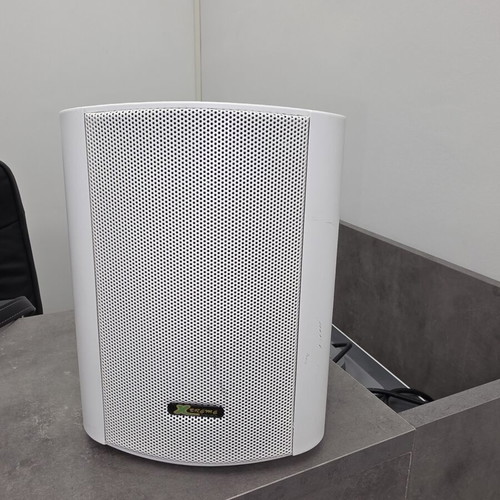 Xtreme Audio wall speakers set of 4 white like new