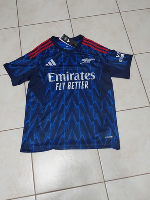 Arsenal jersey size S new, authentic