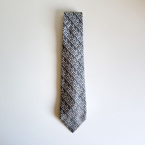 Salvatore Ferragamo tie like new, 100% silk jacquard knit