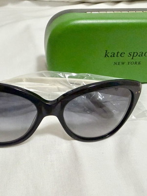 Kate Spade Angelique Hello Sunshine sunglasses new, black and white