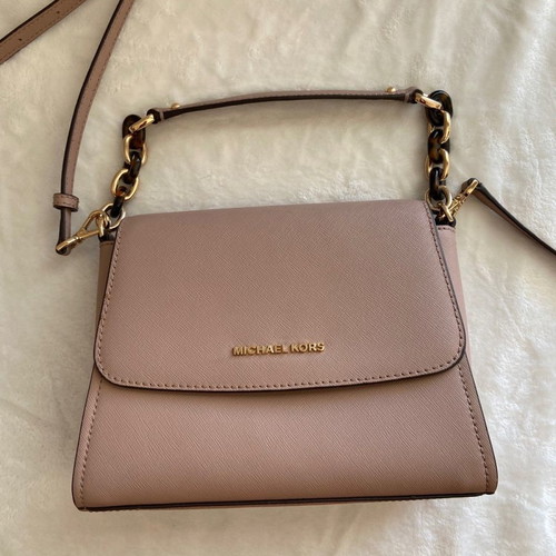 Michael Kors bag used, authentic, in excellent condition