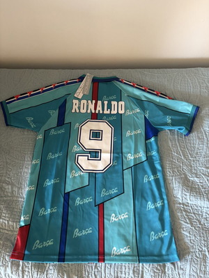 Barcelona Away Jersey 1996/97 Ronaldo #9 Large New Official Replica
