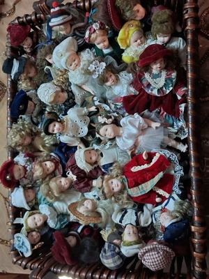 Πορσελάνινες κούκλες μεταχειρισμένες, συλλογή 40 τεμαχίων, 13-16 εκ.