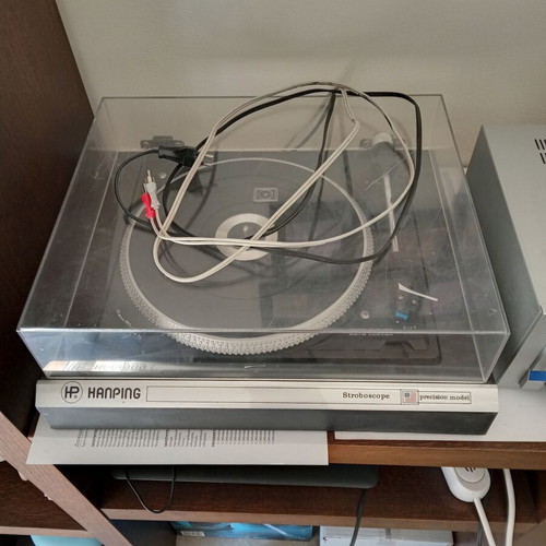 Hanping turntable used with stroboscope and auto player functions