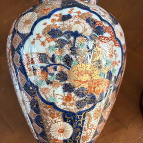 Imari jar 33cm used, Meiji period 1868-1912