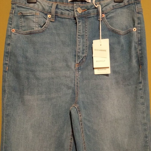 Reserved bootcut high rise jeans new, size UK 12 EUR 40, blue