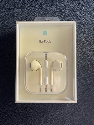 Ear Pods καινούρια στο κουτί