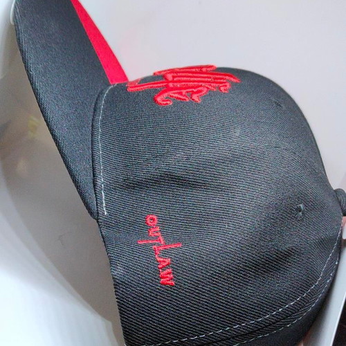 2Pac Thug Life Outlaw Snapback Hat new, red and black