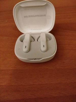 JBL Wave Flex 2 Bluetooth earbuds like new