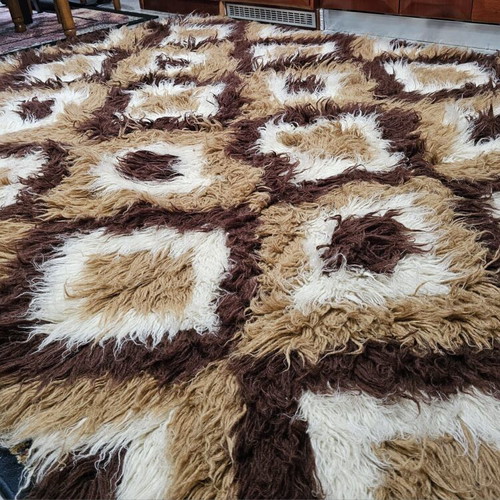 Handmade traditional veletza rug 2.40×1.90 m new, wool