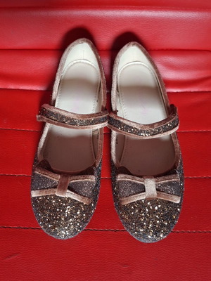 Children's ballerinas size 34 like new with glitter