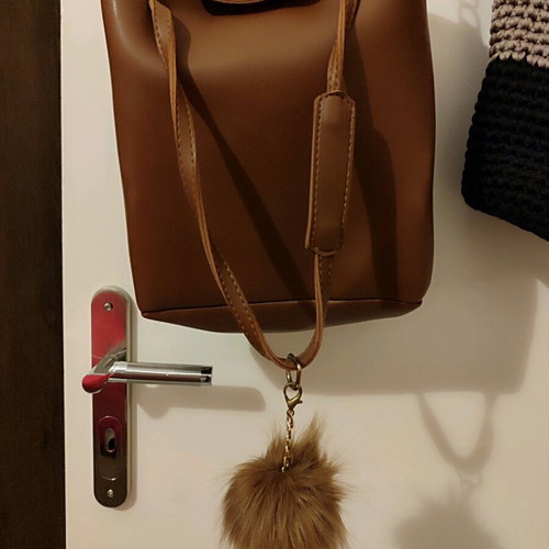 Women's shoulder bag like new, brown leatherette