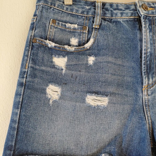 Zara denim shorts, premium wash, blue, size L