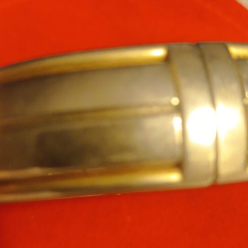 Vintage hinged bangle bracelet like new, gold and silver tone