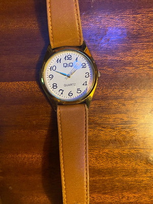Q&Q Vintage Unisex Quartz Wristwatch Used With Brown Strap
