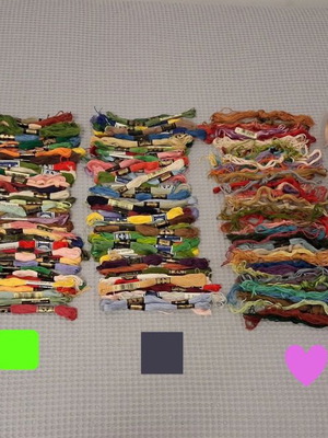 Κλωστές μουλινέ DMC και Cotton Perle μεταχειρισμένες, σετ με 210 χρώματα