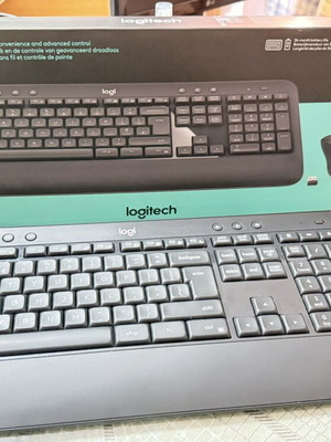 Logitech keyboard and mouse like new