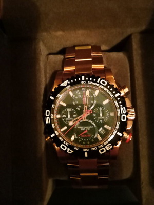 Bulova Precisionist Chronograph 98B213 σαν καινούργιο, χρυσαφί