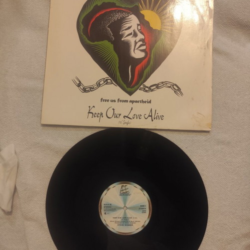 Stevie Wonder Keep Our Love Alive 12" Maxi single, Motown, apartheid artwork