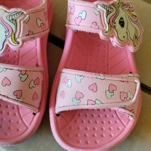Girls' summer shoes size 26 used
