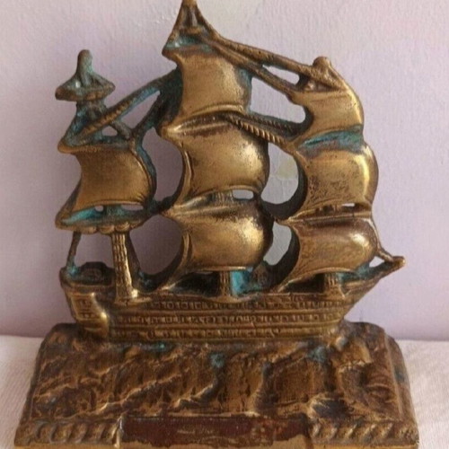 Bronze solid ship 17 cm like new