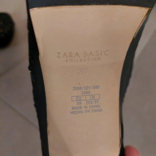 Zara peep-toe pump used, mesh with thin high heel