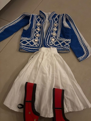 Παραδοσιακή στολή τσολιάς Νο 4 σαν καινούργιο με τσαρούχια