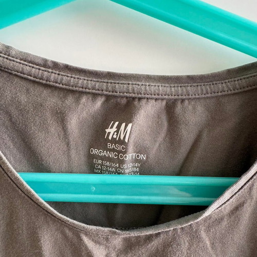 H&M Basic T-Shirt