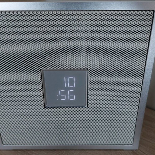 Yamaha ISX 18 D MusicCast wireless speaker like new