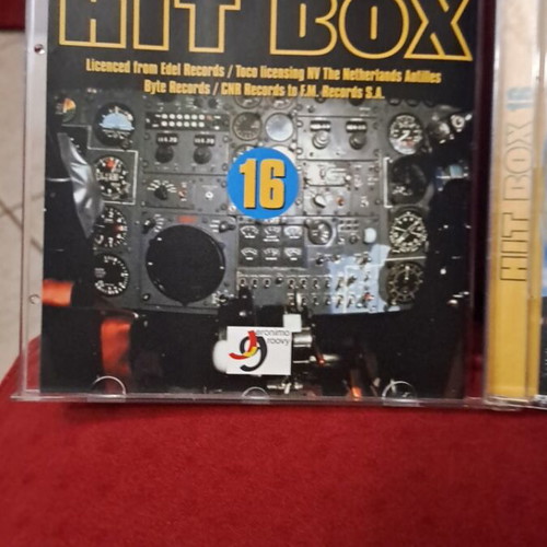 Hot Box 16 CD like new, pop