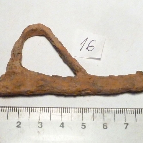 Iron hand-forged flint used, fire starter