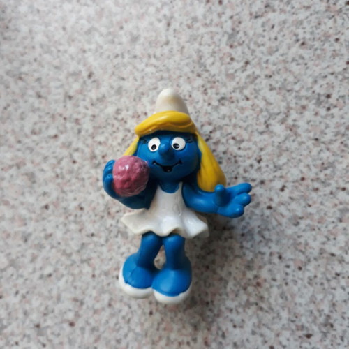 Smurfette figure Schleich 1983 used, height 5cm