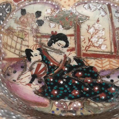 Satsuma bowls used, hand painted, diameter 11cm, height 5cm, set of 2