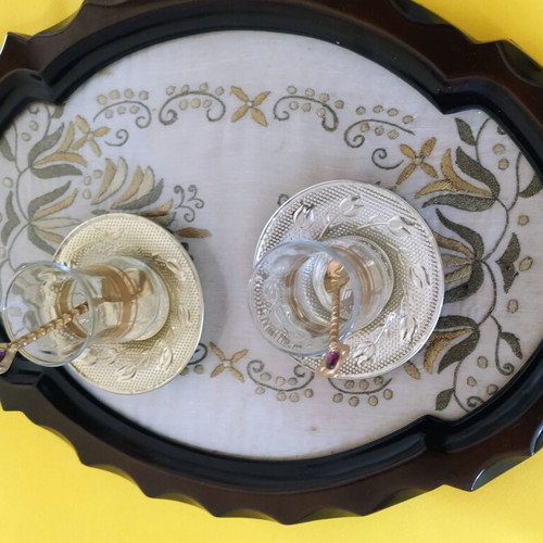 Wooden carved tray with 2 tea glasses, saucers and spoons, new