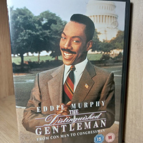 The Distinguished Gentleman DVD like new with English subtitles