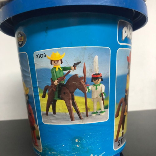 Playmobil Lyra 2109 Cowboy & Indian & Bandit new and sealed in toy bucket