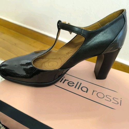 Mirella Rossi Mary Jane style brown pumps size 39 new