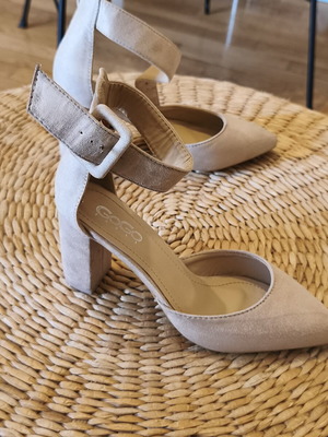 GoGo Shoes beige-pink pumps size 36 new