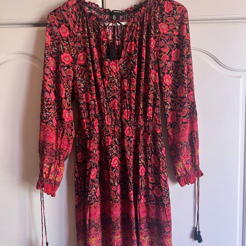 Floral dress new, with front tie and elastic waist, size S