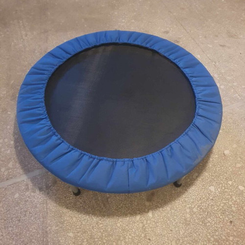 Gymnastics trampoline like new, diameter 101cm