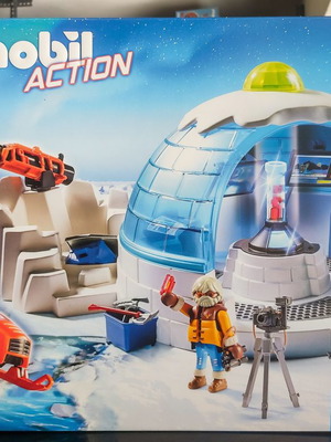 Playmobil 9055 Иглу Център за арктически изследвания като нов