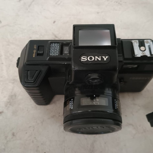 Sony camera with flash like new