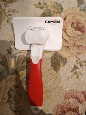 Pet brush like new