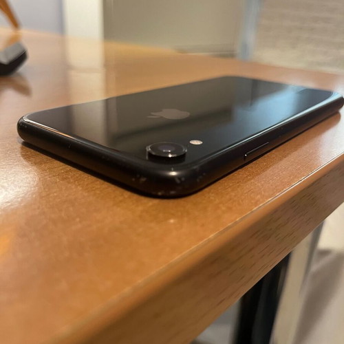 Apple iPhone XR 64GB Black, 79% Battery, good condition